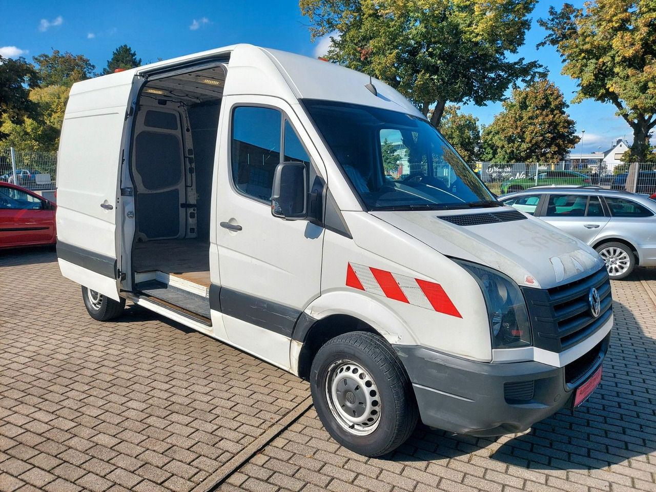 Volkswagen Crafter Kasten 35 mittel L2H2 Hochdach Klima - Цельнометаллический фургон: фото 2 Volkswagen Crafter Kasten 35 mittel L2H2 Hochdach Klima - Цельнометаллический фургон: фото 2