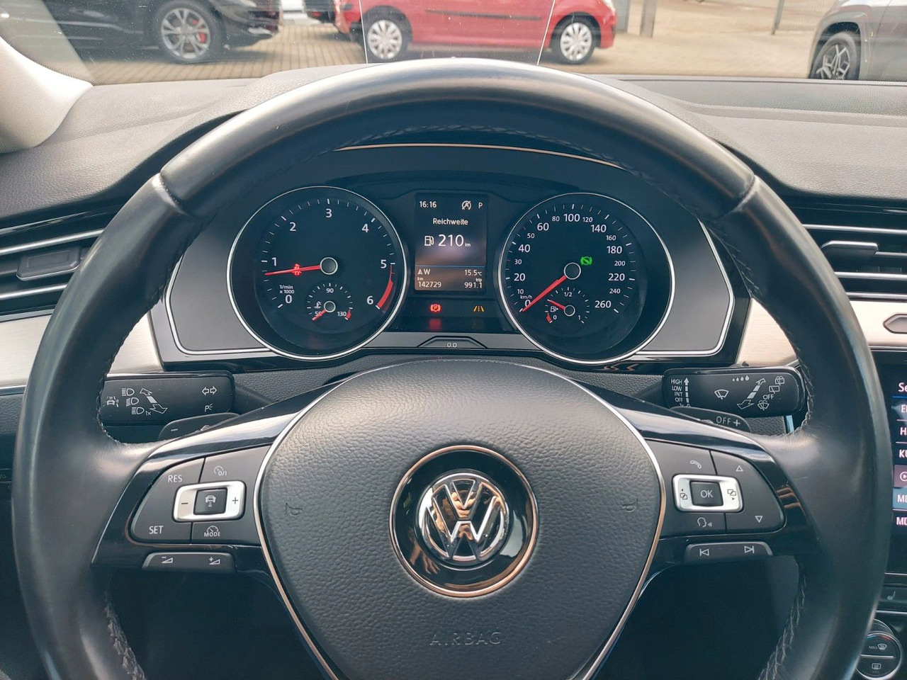 Универсал Volkswagen Passat Variant Highline 4Motion 4x4 Massage: фото 16