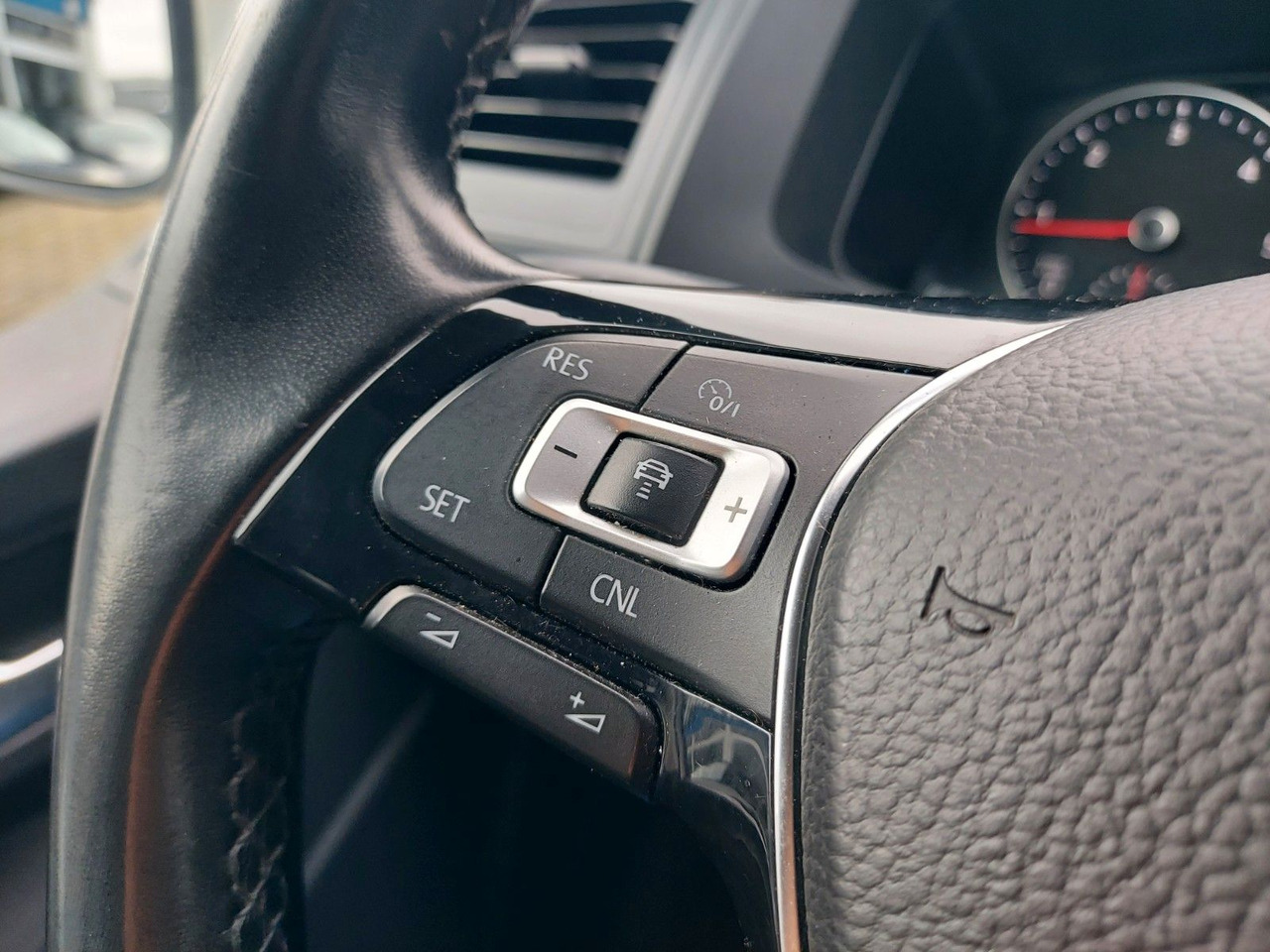 Volkswagen T6 Caravelle Comfortline Lang DSG 8 Sitze ACC - Пассажирский фургон: фото 2 Volkswagen T6 Caravelle Comfortline Lang DSG 8 Sitze ACC - Пассажирский фургон: фото 2