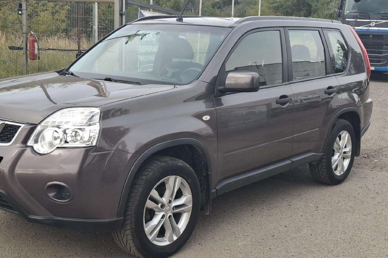 Nissan X-Trail - Внедорожник: фото 1 Nissan X-Trail - Внедорожник: фото 1