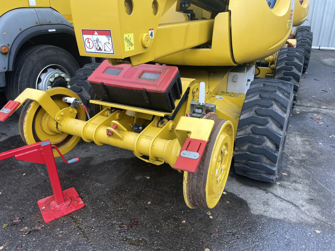 HAULOTTE Neotec - Коленчатый подъемник: фото 2 HAULOTTE Neotec - Коленчатый подъемник: фото 2