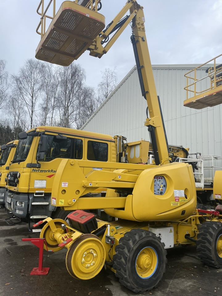 HAULOTTE Neotec - Коленчатый подъемник: фото 1 HAULOTTE Neotec - Коленчатый подъемник: фото 1