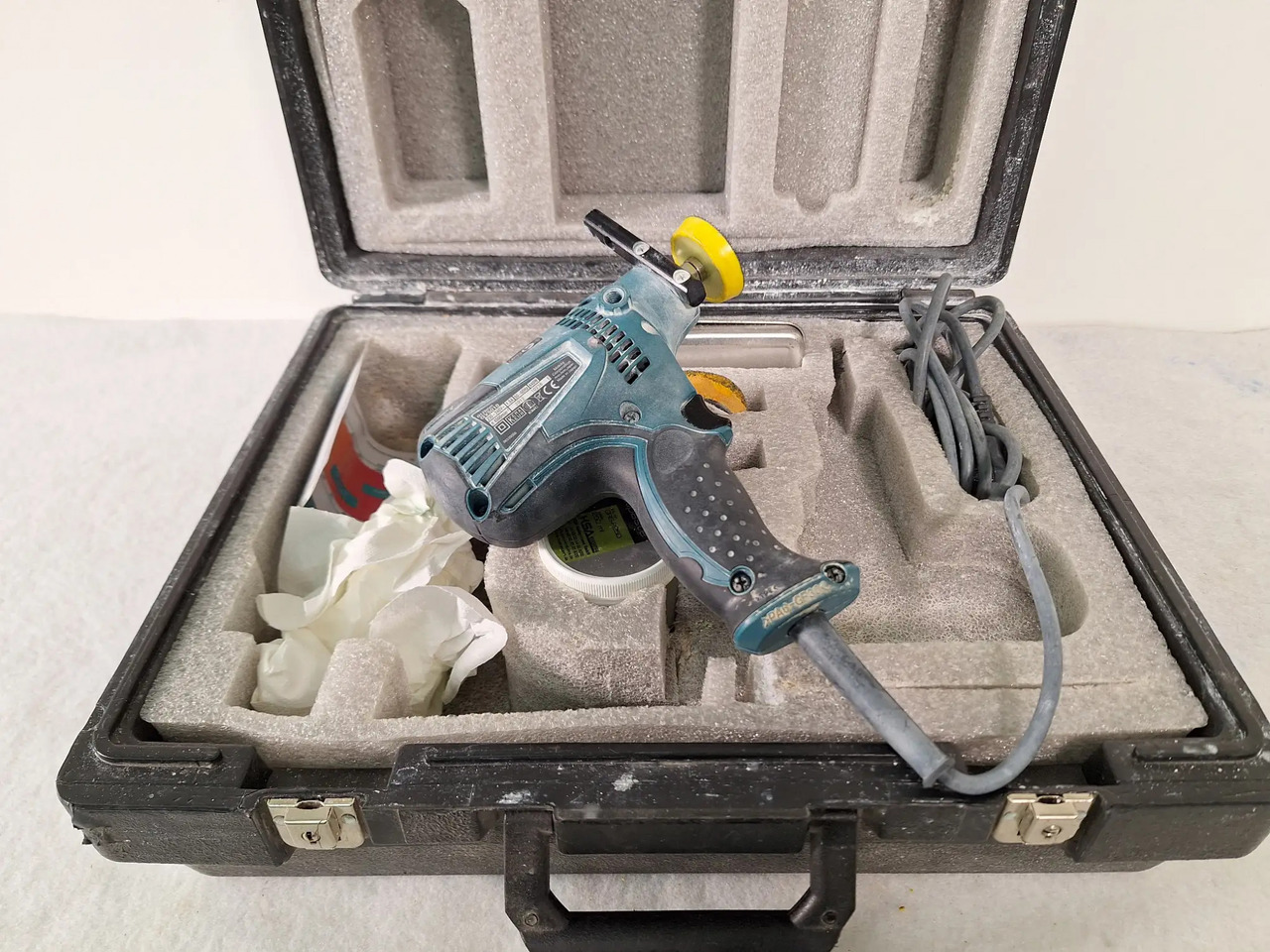 1 Stk. Schleifmaschine (Makita) - Инструмент/ Оборудование: фото 1 1 Stk. Schleifmaschine (Makita) - Инструмент/ Оборудование: фото 1