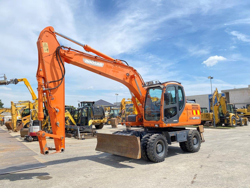 Doosan DX170W NVT - Колёсный экскаватор: фото 2 Doosan DX170W NVT - Колёсный экскаватор: фото 2