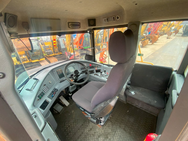 Volvo A30D 6x6 dumper articulated hauler NVT - Внедорожный самосвал: фото 4 Volvo A30D 6x6 dumper articulated hauler NVT - Внедорожный самосвал: фото 4