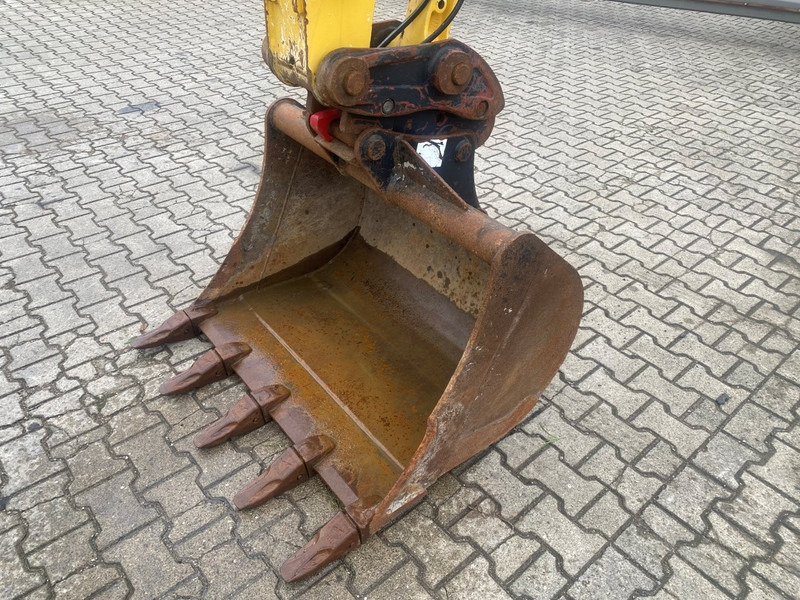 Колёсный экскаватор Yanmar B95w NVT: фото 8
