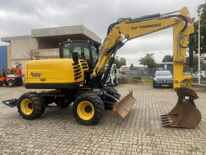 Колёсный экскаватор Yanmar B95w NVT: фото 6