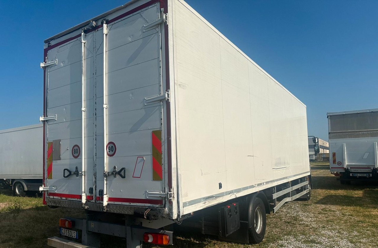 DAF LF 55.220 FURGONE 8 MT. - Грузовик с закрытым кузовом: фото 3 DAF LF 55.220 FURGONE 8 MT. - Грузовик с закрытым кузовом: фото 3