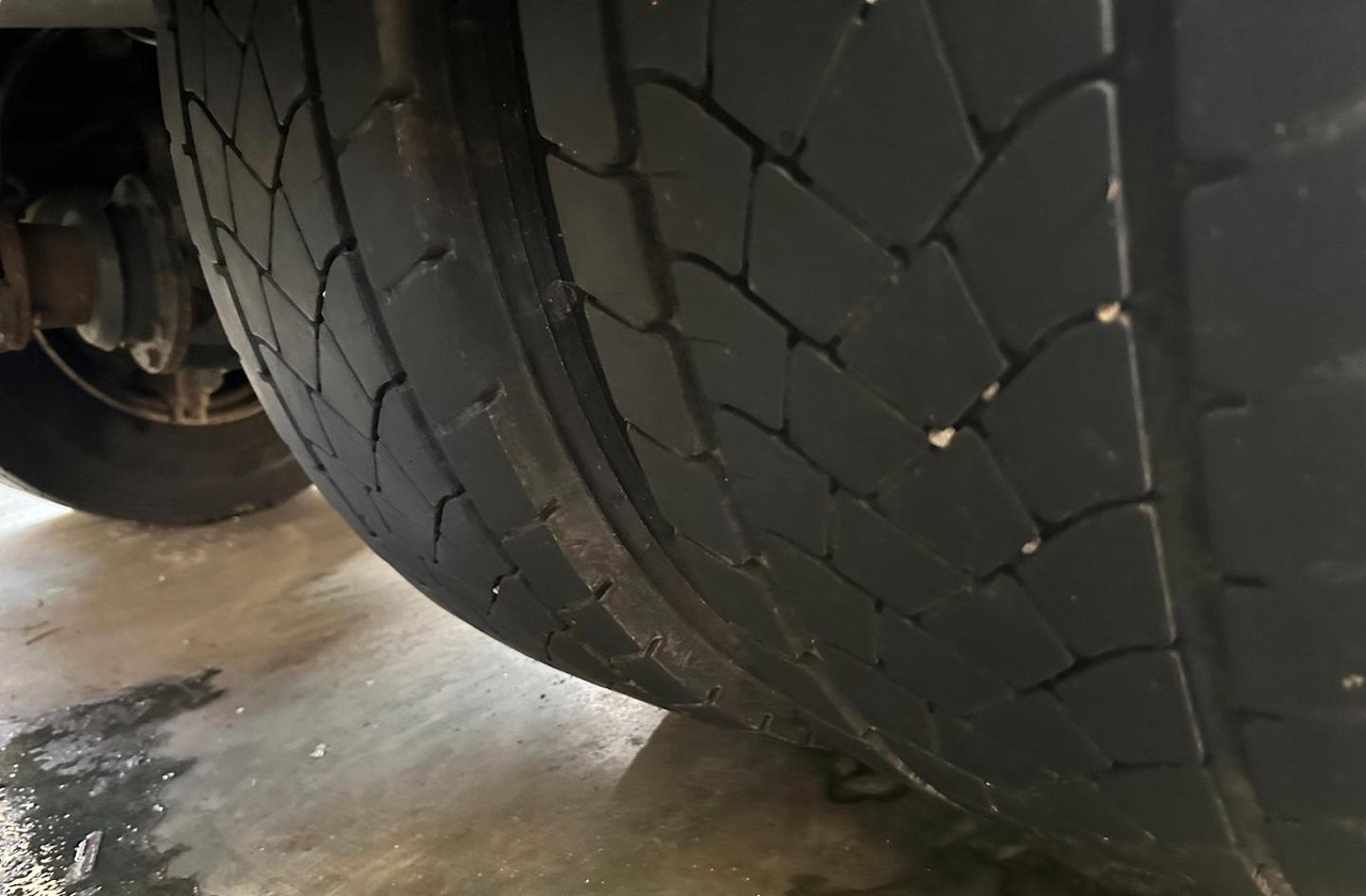 Тентованный грузовик Iveco 140e28 euro 6 centina e sponda: фото 8