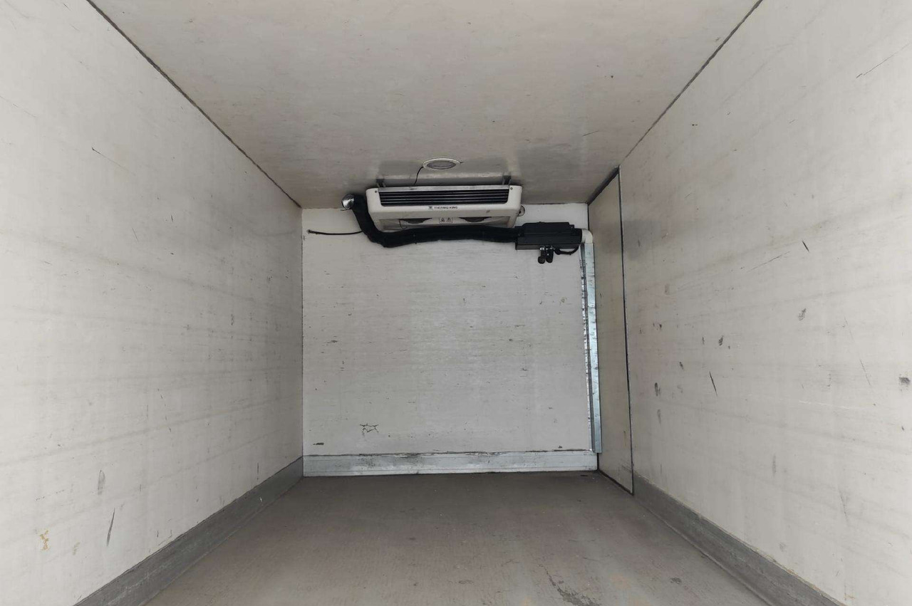 Цельнометаллический фургон Mercedes-Benz Sprinter: фото 14 Цельнометаллический фургон Mercedes-Benz Sprinter: фото 14