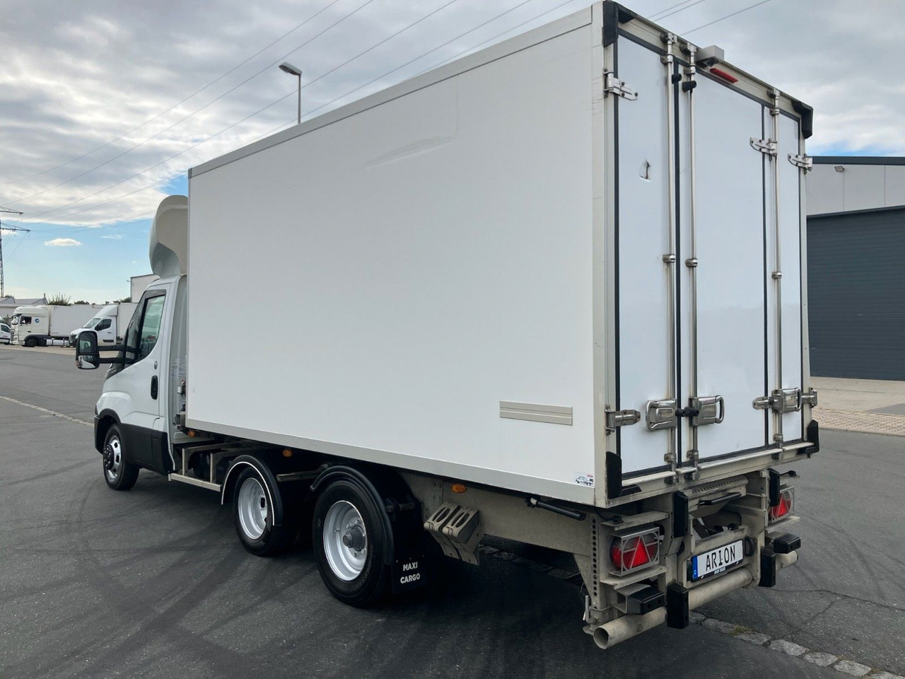 Iveco Daily 35C18 MAXICARGO Kühlkoffer/FESTPREIS - Фургон-рефрижератор: фото 4 Iveco Daily 35C18 MAXICARGO Kühlkoffer/FESTPREIS - Фургон-рефрижератор: фото 4