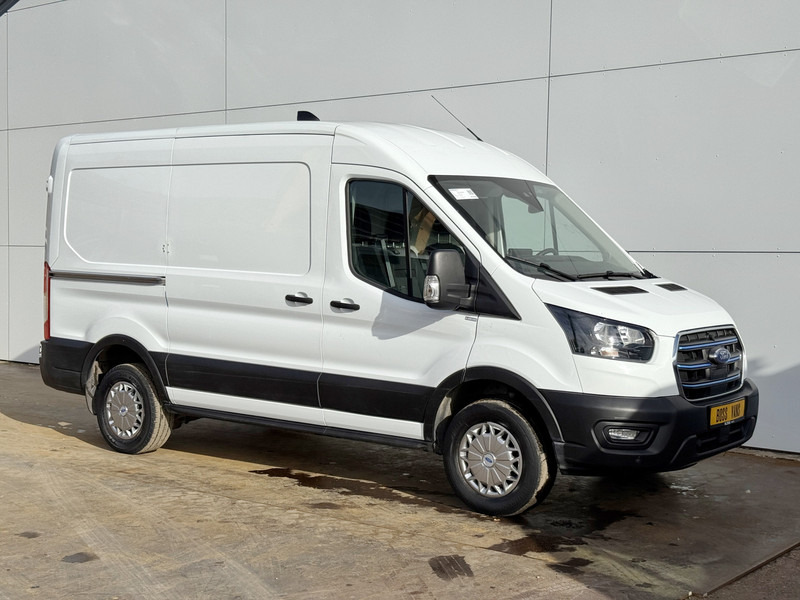 Ford E-Transit 390 75kWh 184PK 390 Elektrisch 75kWh 334km WLTP BEV Snelladen L2H2 Climate Control Tacho Carplay Camera Stoelverwarming Parkeersensoren voor achter Laadkabel - Цельнометаллический фургон, Электрический фургон: фото 4 Ford E-Transit 390 75kWh 184PK 390 Elektrisch 75kWh 334km WLTP BEV Snelladen L2H2 Climate Control Tacho Carplay Camera Stoelverwarming Parkeersensoren voor achter Laadkabel - Цельнометаллический фургон, Электрический фургон: фото 4