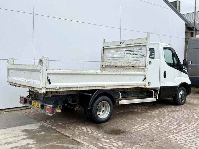 Iveco Daily 35C12 2.3 L3 Kipper Dubbellucht 3.5t Trekhaak Airco Cruise Control Lucht Geveerde Stoel - Малотоннажный самосвал: фото 4 Iveco Daily 35C12 2.3 L3 Kipper Dubbellucht 3.5t Trekhaak Airco Cruise Control Lucht Geveerde Stoel - Малотоннажный самосвал: фото 4