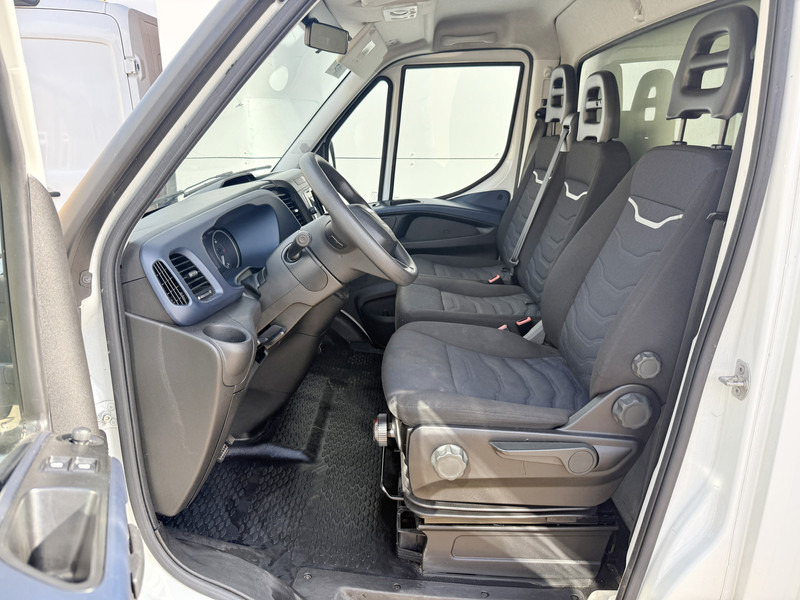 Iveco Daily 35C14 2.3 Automaat Airco Cruise Control Camera Meubelbak Foodtruck Camper XL - Фургон с закрытым кузовом: фото 5 Iveco Daily 35C14 2.3 Automaat Airco Cruise Control Camera Meubelbak Foodtruck Camper XL - Фургон с закрытым кузовом: фото 5