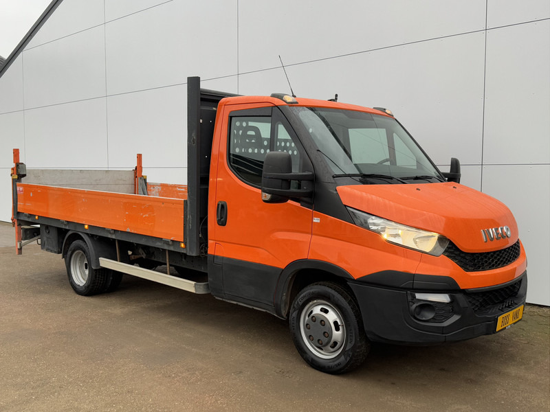 Iveco Daily 35C15 Open Laadbak 3.5t Trekhaak Laadklep Pritische Pick up - Малотоннажный бортовой грузовик: фото 4 Iveco Daily 35C15 Open Laadbak 3.5t Trekhaak Laadklep Pritische Pick up - Малотоннажный бортовой грузовик: фото 4