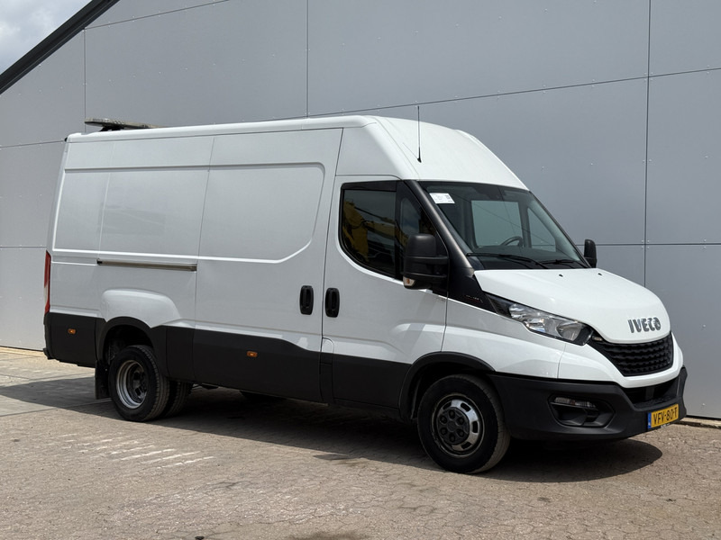Iveco Daily 35C18 3.0 L2H2 Airco Cruise Control 3,5 Tons Trekhaak 5-26 APK Lucht geveerde stoel - Легковой фургон: фото 4 Iveco Daily 35C18 3.0 L2H2 Airco Cruise Control 3,5 Tons Trekhaak 5-26 APK Lucht geveerde stoel - Легковой фургон: фото 4