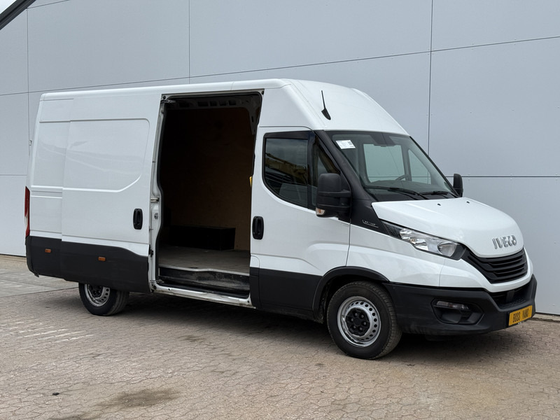 Iveco Daily 35S14 2.3 L2H2 Airco Cruise 3.5ton Trekgewicht Lucht geveerde stoel - Легковой фургон: фото 5 Iveco Daily 35S14 2.3 L2H2 Airco Cruise 3.5ton Trekgewicht Lucht geveerde stoel - Легковой фургон: фото 5
