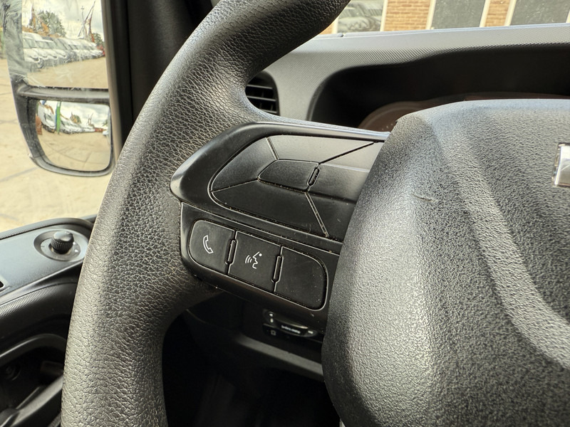 Малотоннажный бортовой грузовик Iveco Daily 35S14 2.3 L3H1 Open Laadbak Pritsche *Bak 425cm lang* Airco Cruise Control Standkachel Trekhaak Luchtgeveerde stoel: фото 18