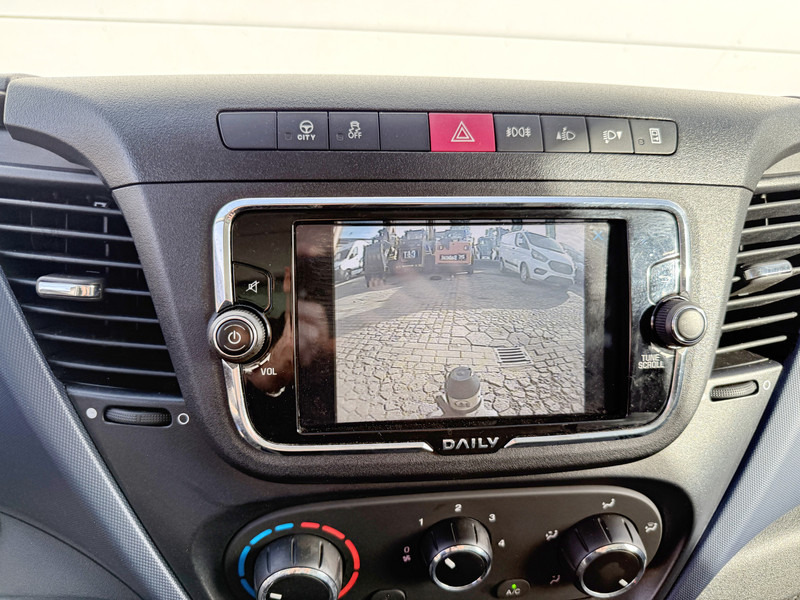 Iveco Daily 35S16 2.3 Automaat Camera Cruise Control Navigatie Trekhaak Open Laadbak в лизинг Iveco Daily 35S16 2.3 Automaat Camera Cruise Control Navigatie Trekhaak Open Laadbak: фото 15