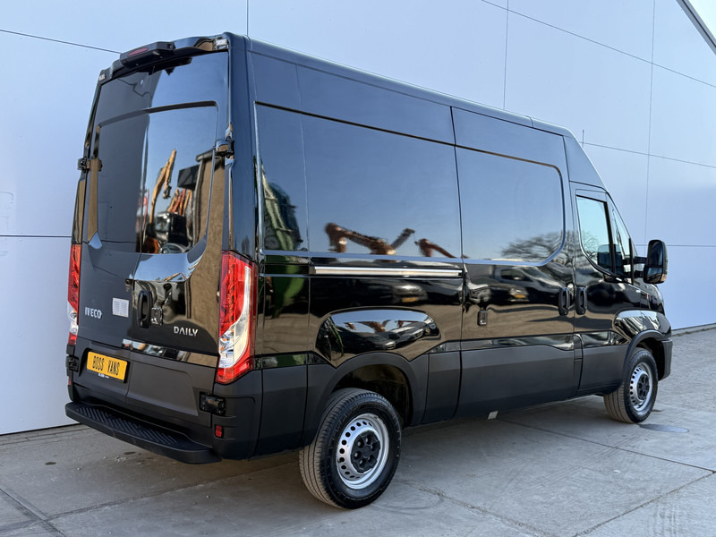 Iveco Daily 35S16 L2H2 Adaptive Cruise Control Airco Camera Navigatie 3,5t Trekhaak - Легковой фургон: фото 3 Iveco Daily 35S16 L2H2 Adaptive Cruise Control Airco Camera Navigatie 3,5t Trekhaak - Легковой фургон: фото 3