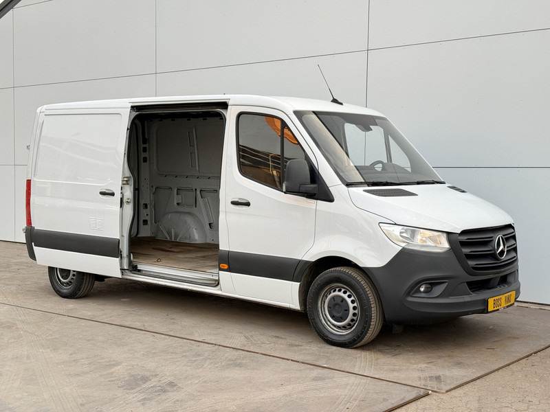 Mercedes-Benz Sprinter 315 1.9 CDI L2H1 Climate Control Cruise Control Carplay - Цельнометаллический фургон: фото 5 Mercedes-Benz Sprinter 315 1.9 CDI L2H1 Climate Control Cruise Control Carplay - Цельнометаллический фургон: фото 5