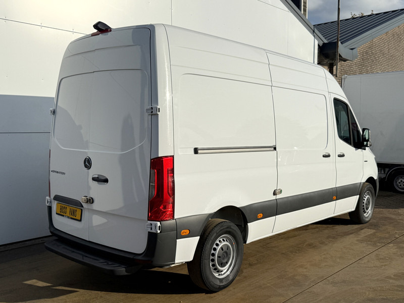 Mercedes-Benz eSprinter 312 55kWh ALL-IN PRIJS L2H2 55kWh 168km WLTP 80kw Snelladen Climate Control Camera Stoelverwarming Laadkabel - Цельнометаллический фургон, Электрический фургон: фото 3 Mercedes-Benz eSprinter 312 55kWh ALL-IN PRIJS L2H2 55kWh 168km WLTP 80kw Snelladen Climate Control Camera Stoelverwarming Laadkabel - Цельнометаллический фургон, Электрический фургон: фото 3