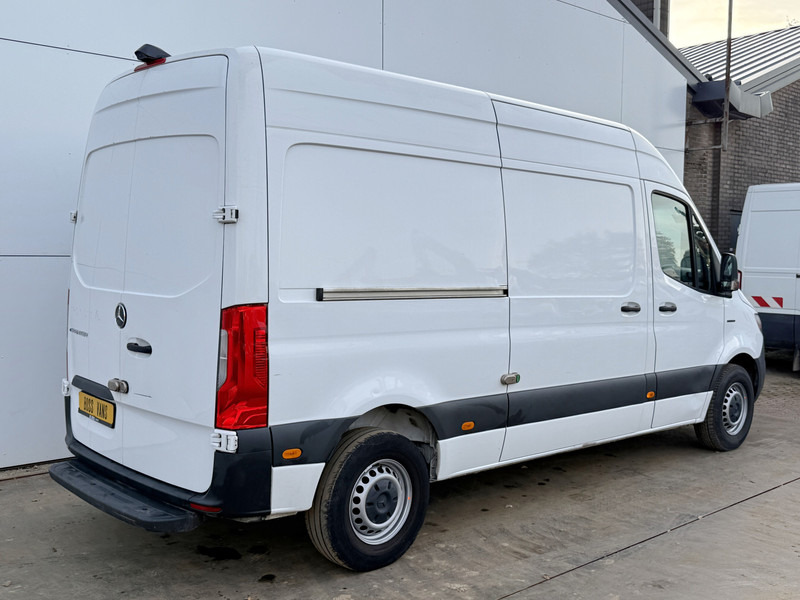 Mercedes-Benz eSprinter 312 55kWh ALL-IN PRIJS L2H2 55kWh 168km WLTP 80kw Snelladen Climate Control Stoelverwarming - Цельнометаллический фургон, Электрический фургон: фото 3 Mercedes-Benz eSprinter 312 55kWh ALL-IN PRIJS L2H2 55kWh 168km WLTP 80kw Snelladen Climate Control Stoelverwarming - Цельнометаллический фургон, Электрический фургон: фото 3