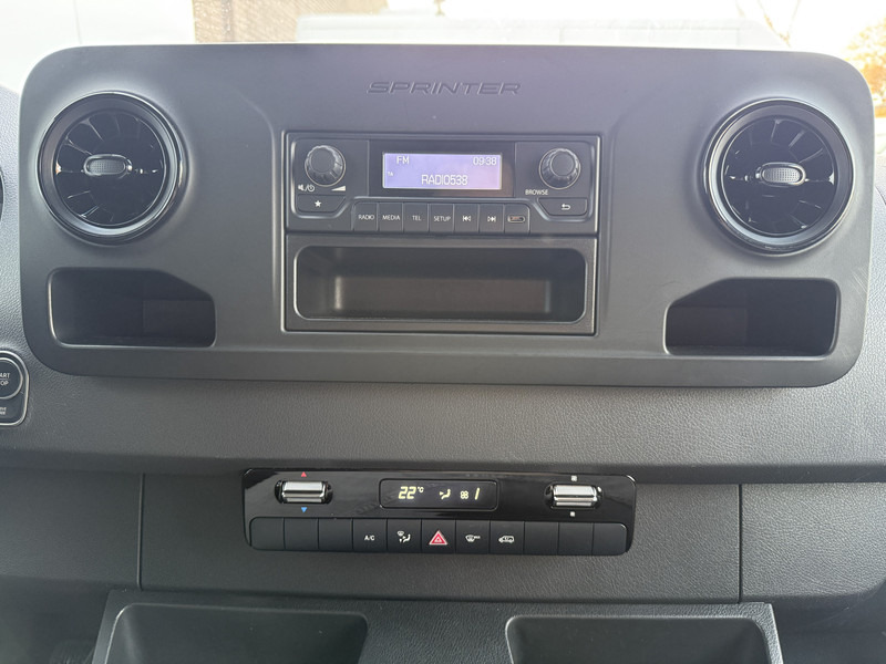 Цельнометаллический фургон, Электрический фургон Mercedes-Benz eSprinter 312 55kWh ALL-IN PRIJS L2H2 55kWh 168km WLTP 80kw Snelladen Climate Control Stoelverwarming: фото 17
