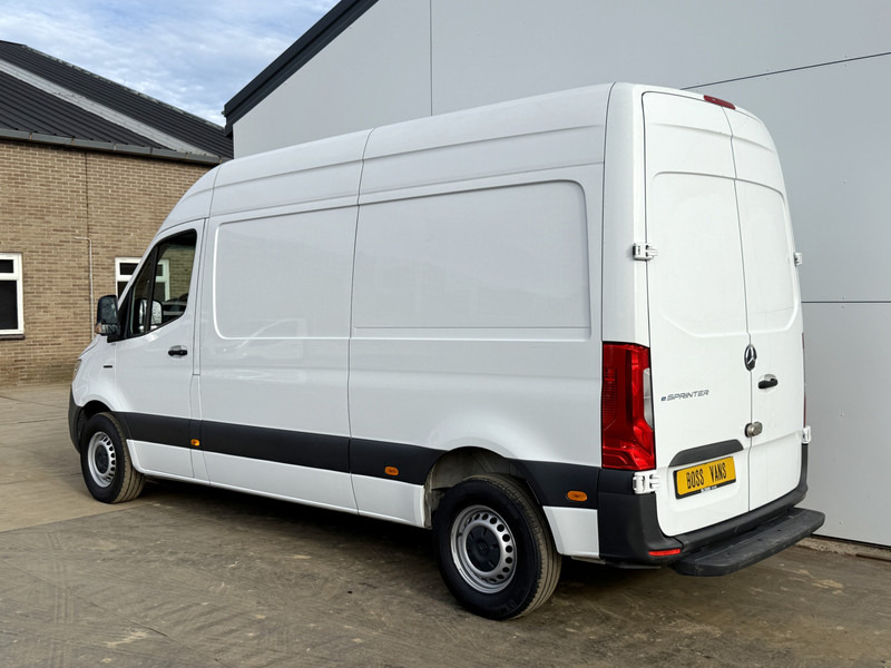 Mercedes-Benz eSprinter 312 55kWh ALL-IN PRIJS L2H2 55kWh 168km WLTP 80kw Snelladen Climate Control Stoelverwarming - Цельнометаллический фургон, Электрический фургон: фото 2 Mercedes-Benz eSprinter 312 55kWh ALL-IN PRIJS L2H2 55kWh 168km WLTP 80kw Snelladen Climate Control Stoelverwarming - Цельнометаллический фургон, Электрический фургон: фото 2