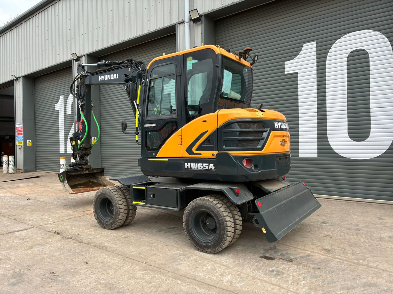 Hyundai HW65AH Ex Demo - Колёсный экскаватор: фото 3 Hyundai HW65AH Ex Demo - Колёсный экскаватор: фото 3