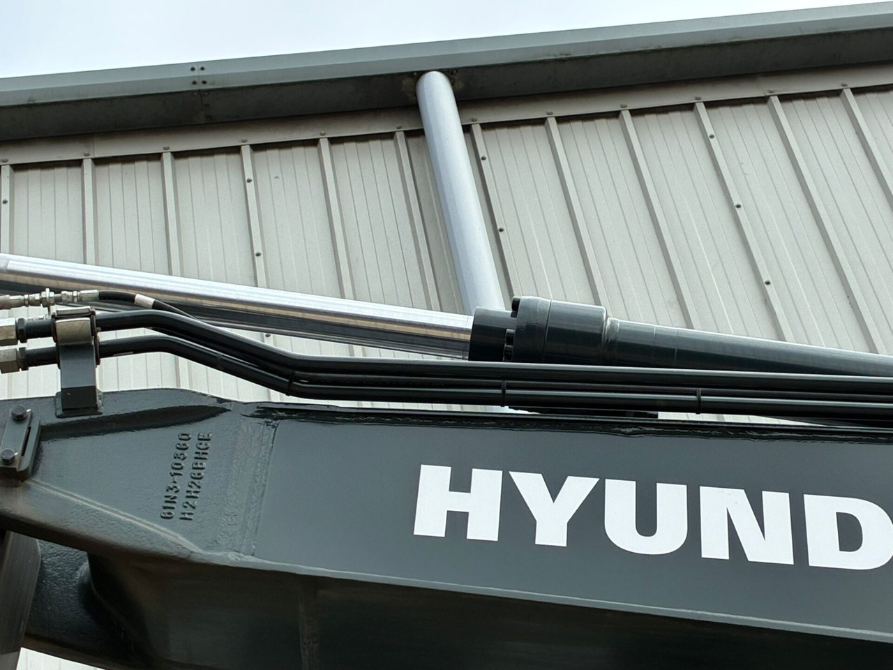 Гусеничный экскаватор Hyundai HX130ALCR: фото 12 Гусеничный экскаватор Hyundai HX130ALCR: фото 12