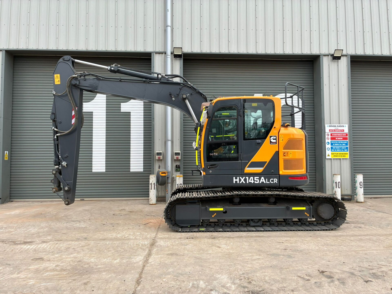 Hyundai HX145ALCR - Гусеничный экскаватор: фото 2 Hyundai HX145ALCR - Гусеничный экскаватор: фото 2