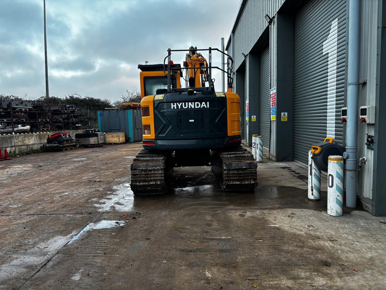 Hyundai HX145LCR - Гусеничный экскаватор: фото 4 Hyundai HX145LCR - Гусеничный экскаватор: фото 4