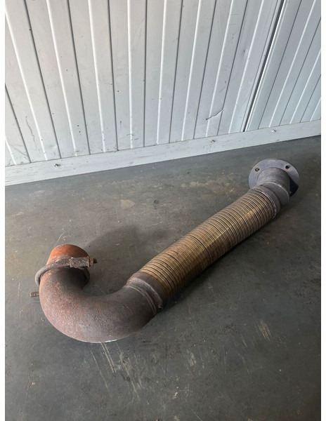 Liebherr A904 Li/A904C Li/R904/R904C - Выхлопная труба: фото 1 Liebherr A904 Li/A904C Li/R904/R904C - Выхлопная труба: фото 1