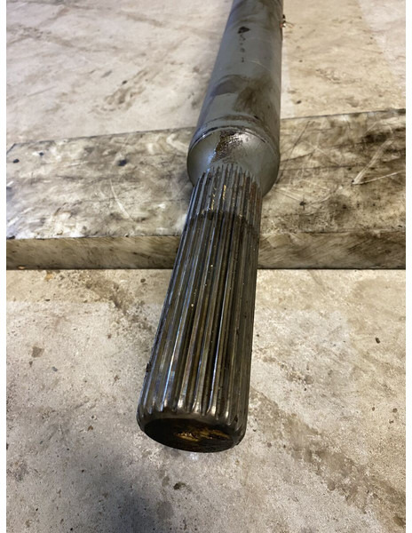 Liebherr Cardanaxle A934C - Приводный вал: фото 2 Liebherr Cardanaxle A934C - Приводный вал: фото 2