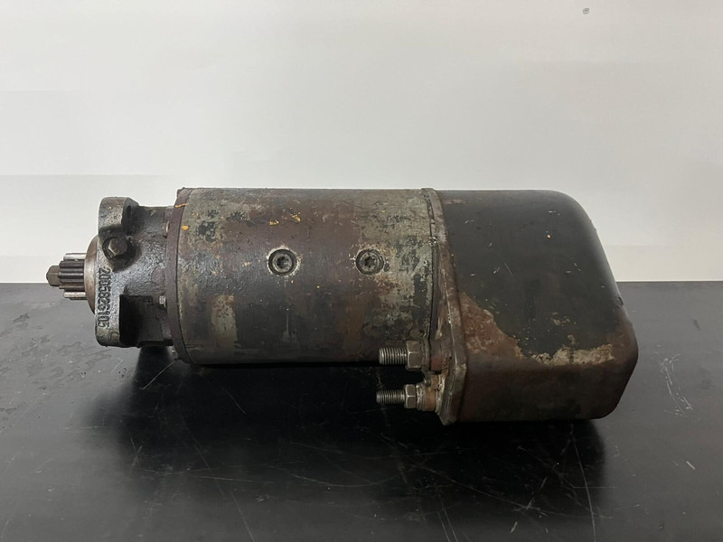 Liebherr Startmotor D9408 D 9408 - Двигатель и запчасти: фото 1 Liebherr Startmotor D9408 D 9408 - Двигатель и запчасти: фото 1
