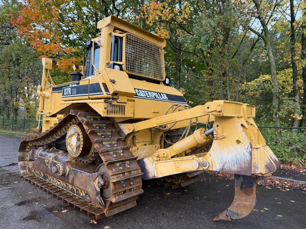 CAT D7R XR CE / LOW HOURS / TOP CONDITION - Бульдозер: фото 4 CAT D7R XR CE / LOW HOURS / TOP CONDITION - Бульдозер: фото 4