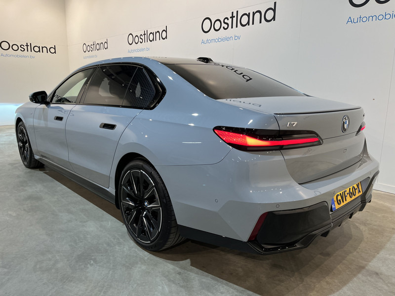 BMW i7 xDrive60 106 kWh / M Sportpakket / Panoramadak / Bowers & Wilkins / 11.600 KM !! - Седан: фото 4 BMW i7 xDrive60 106 kWh / M Sportpakket / Panoramadak / Bowers & Wilkins / 11.600 KM !! - Седан: фото 4