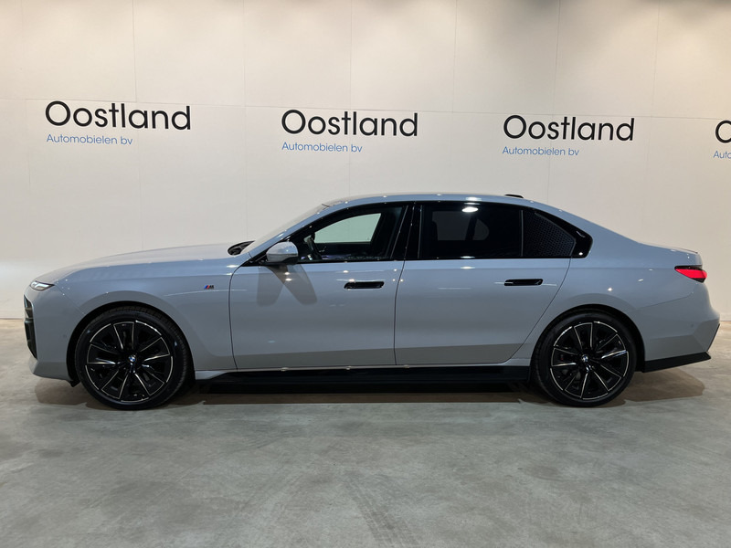 BMW i7 xDrive60 106 kWh / M Sportpakket / Panoramadak / Bowers & Wilkins / 11.600 KM !! - Седан: фото 3 BMW i7 xDrive60 106 kWh / M Sportpakket / Panoramadak / Bowers & Wilkins / 11.600 KM !! - Седан: фото 3
