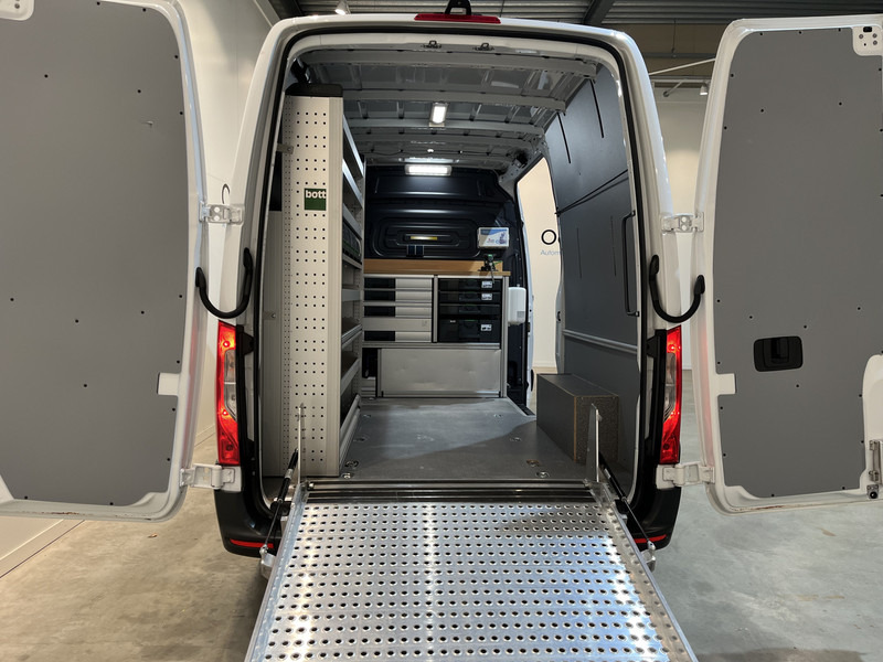 Mercedes-Benz Sprinter 311 CDI L2H2 RWD / Euro 6 / Servicebus / Bott inrichting / 220V / Airco / Oprijplaat / Compressor / CarPlay / Camera - Цельнометаллический фургон: фото 3 Mercedes-Benz Sprinter 311 CDI L2H2 RWD / Euro 6 / Servicebus / Bott inrichting / 220V / Airco / Oprijplaat / Compressor / CarPlay / Camera - Цельнометаллический фургон: фото 3