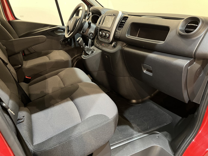 Renault Trafic 2.0 dCi 170 PK L1H1 / Euro 6 / Airco / Cruise Control / PDC / CarPlay / Navigatie / Trekhaak / LED / 3-Zits - Легковой фургон: фото 3 Renault Trafic 2.0 dCi 170 PK L1H1 / Euro 6 / Airco / Cruise Control / PDC / CarPlay / Navigatie / Trekhaak / LED / 3-Zits - Легковой фургон: фото 3