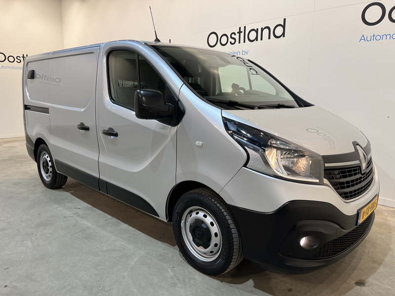 Легковой фургон Renault Trafic 2.0 dCi L1H1 170 PK Automaat Servicebus / Sortimo Inrichting / Euro 6 / Airco / Cruise Control / Camera / Trekhaak / 3-Zits  / BPM VRIJ !!: фото 16