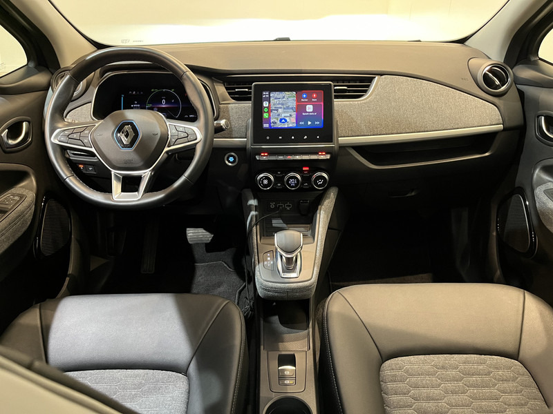 Renault ZOE R110 Experience 52 kWh (Huuraccu) / CarPlay / Camera / Airco / Cruise Control / LMV / Navigatie / 11.000 KM !! Prijs ex BTW € 11.500,- - Хэтчбек: фото 2 Renault ZOE R110 Experience 52 kWh (Huuraccu) / CarPlay / Camera / Airco / Cruise Control / LMV / Navigatie / 11.000 KM !! Prijs ex BTW € 11.500,- - Хэтчбек: фото 2