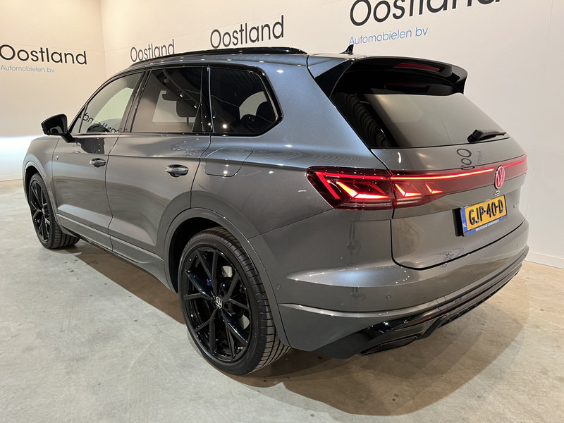 Volkswagen Touareg R 3.0 TSi 462 PK eHybrid 4MOTION Full Options / Luchtvering / IQ Matrix / 360 Camera / Panoramadak / Head-Up / Leder / Stoelventilatie / Stoelverwarming - Внедорожник: фото 4 Volkswagen Touareg R 3.0 TSi 462 PK eHybrid 4MOTION Full Options / Luchtvering / IQ Matrix / 360 Camera / Panoramadak / Head-Up / Leder / Stoelventilatie / Stoelverwarming - Внедорожник: фото 4