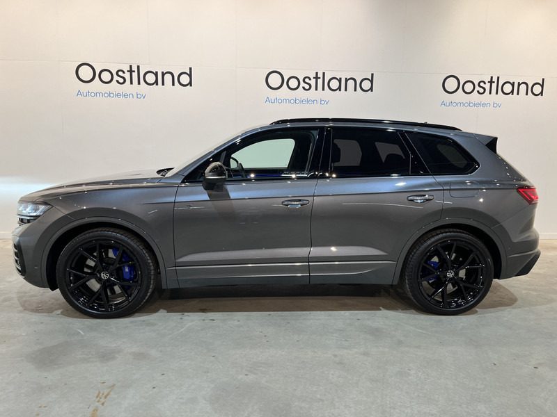 Volkswagen Touareg R 3.0 TSi 462 PK eHybrid 4MOTION Full Options / Luchtvering / IQ Matrix / 360 Camera / Panoramadak / Head-Up / Leder / Stoelventilatie / Stoelverwarming - Внедорожник: фото 3 Volkswagen Touareg R 3.0 TSi 462 PK eHybrid 4MOTION Full Options / Luchtvering / IQ Matrix / 360 Camera / Panoramadak / Head-Up / Leder / Stoelventilatie / Stoelverwarming - Внедорожник: фото 3