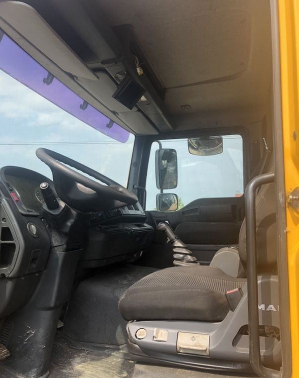 Снегоуборочная машина MAN TGM 18.290 4x4 piaskarka solarka wywrotka manual 2011: фото 17