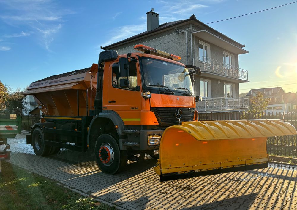 Mercedes-Benz Axor 1824 4x4 piaskarka solarka econ pług 2011 e5 - Снегоуборочная машина: фото 1 Mercedes-Benz Axor 1824 4x4 piaskarka solarka econ pług 2011 e5 - Снегоуборочная машина: фото 1