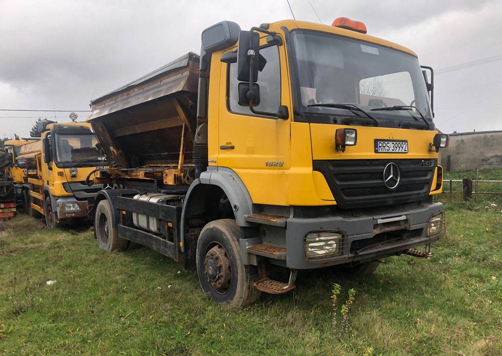 Mercedes-Benz Mercedes Axor 4x4 2006 1829 piaskarka solarka rama - Снегоуборочная машина: фото 2 Mercedes-Benz Mercedes Axor 4x4 2006 1829 piaskarka solarka rama - Снегоуборочная машина: фото 2