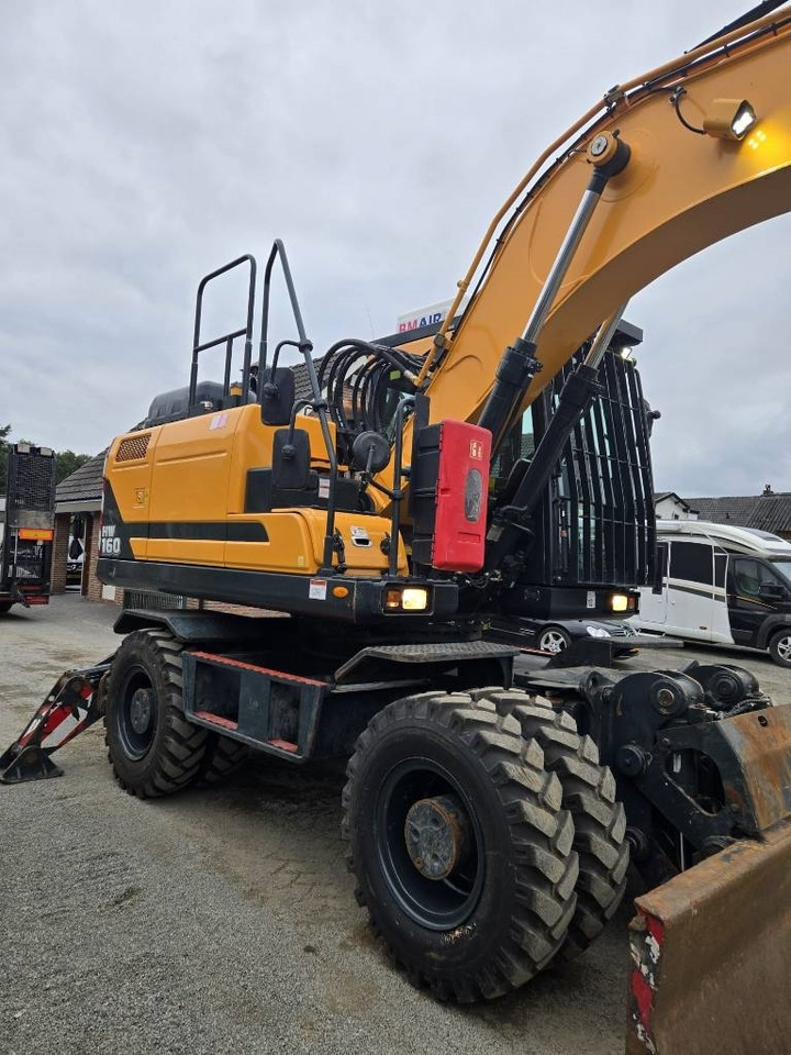 Hyundai HW 160 - Колёсный экскаватор: фото 5 Hyundai HW 160 - Колёсный экскаватор: фото 5