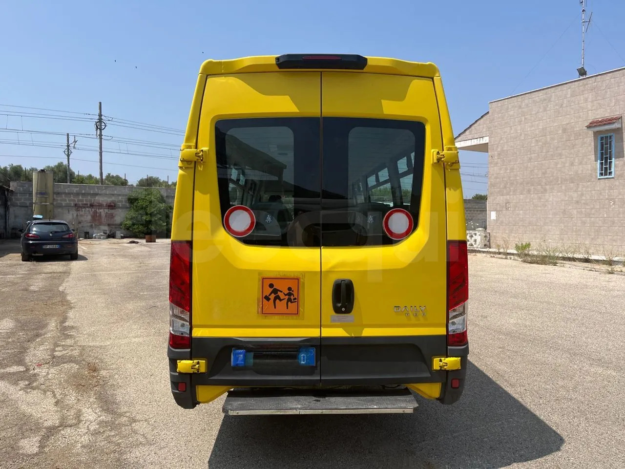 Iveco Daily - Школьный автобус: фото 5 Iveco Daily - Школьный автобус: фото 5